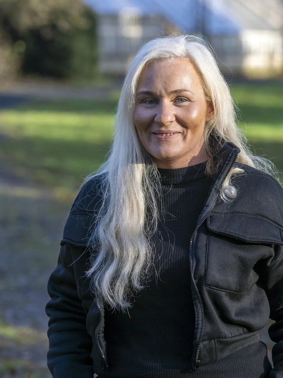 Laura 8 Laura 1 002 1920w.png